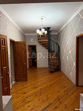 Kirayə verilir 4 otaqlı həyət evi 250 m²