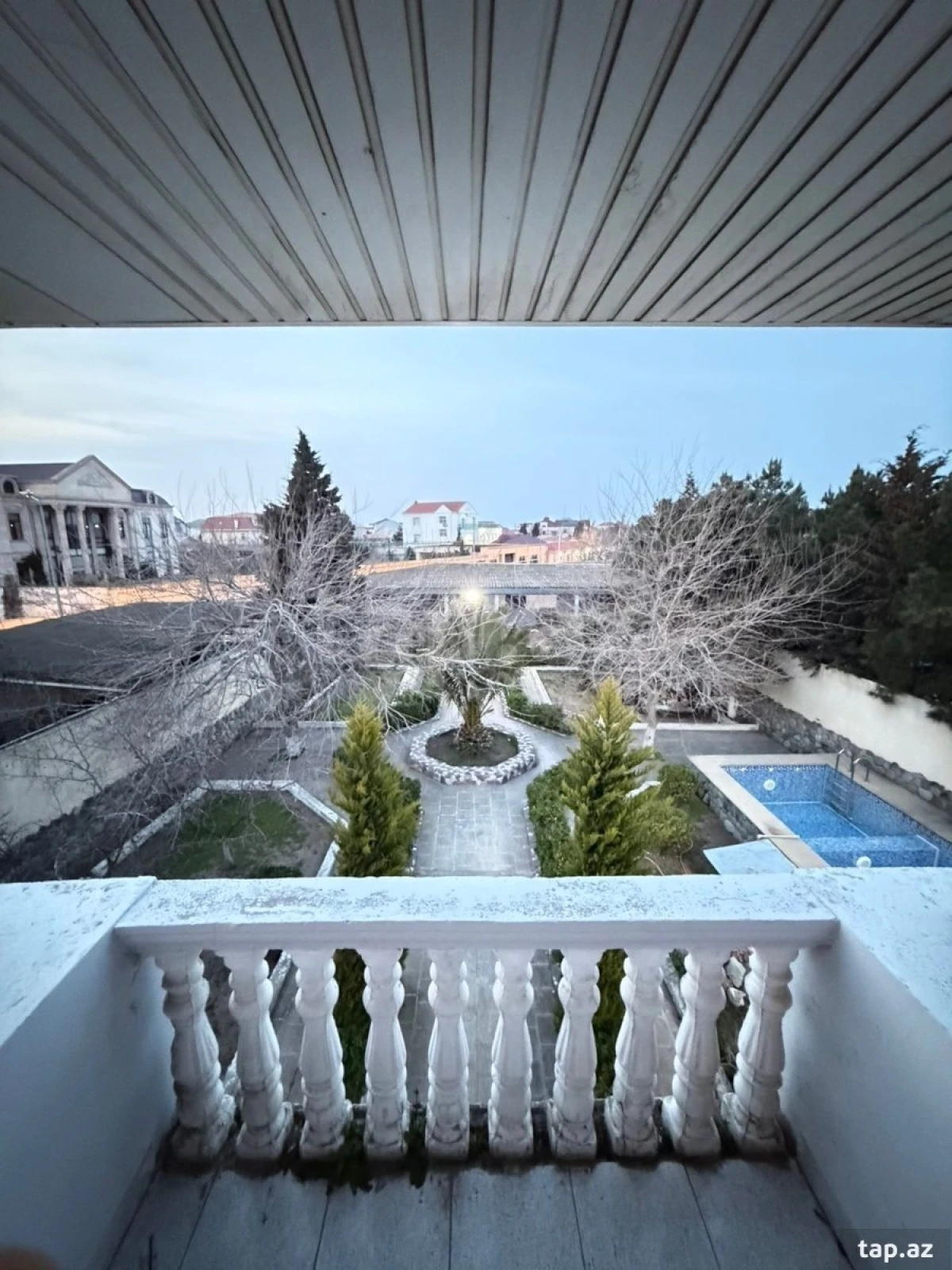 Kirayə verilir 4 otaqlı həyət evi 250 m²