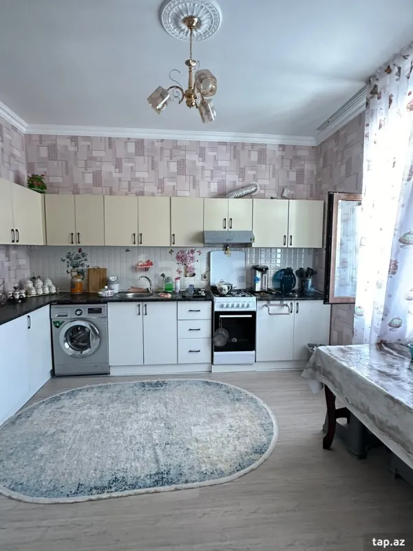 Kirayə verilir 3 otaqlı həyət evi