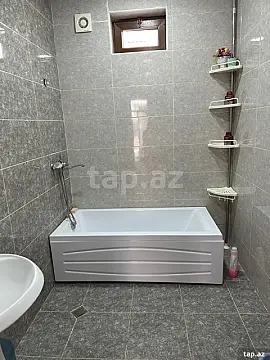 Kirayə verilir 3 otaqlı həyət evi