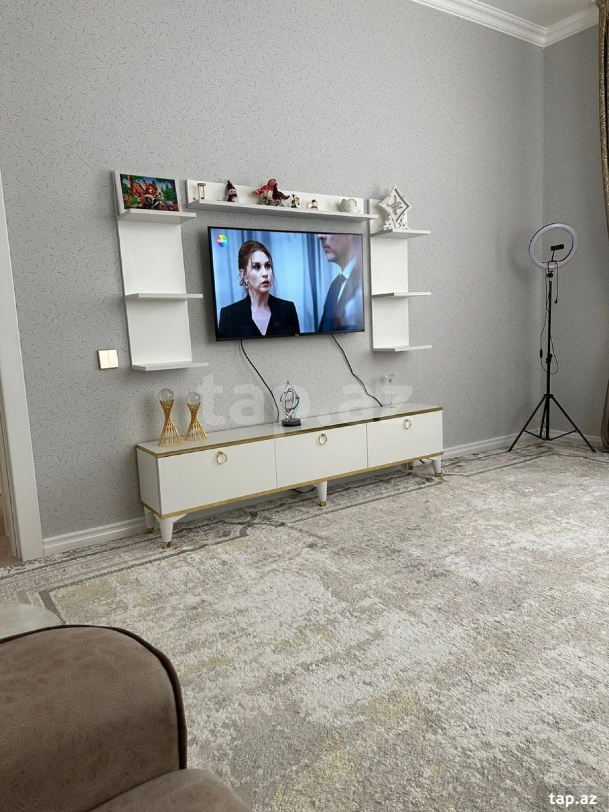 Kirayə verilir 3 otaqlı həyət evi