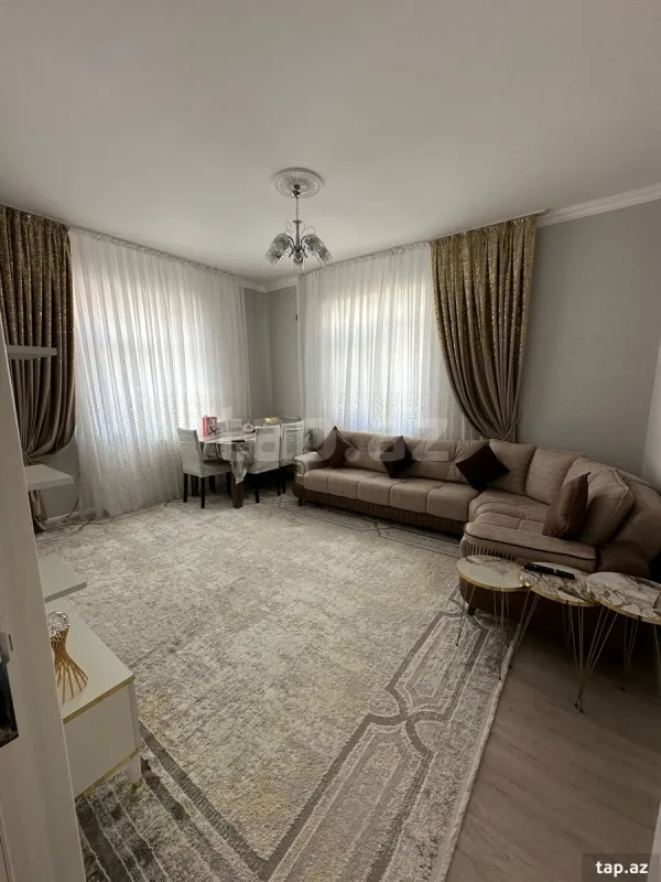 Kirayə verilir 3 otaqlı həyət evi