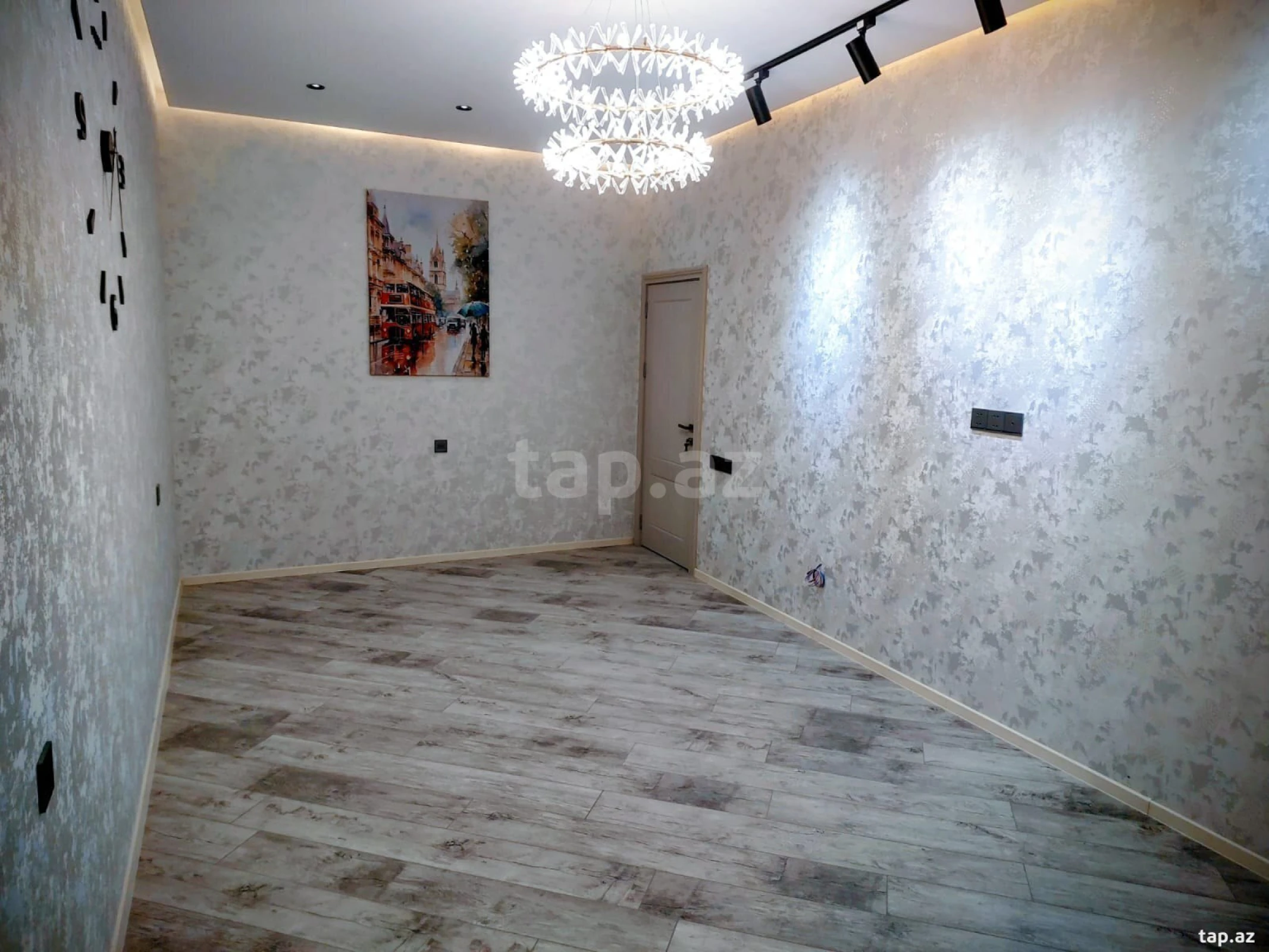 Satılır 4 otaqlı həyət evi