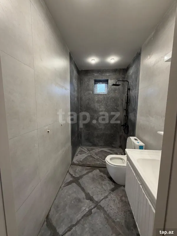 Satılır 4 otaqlı həyət evi