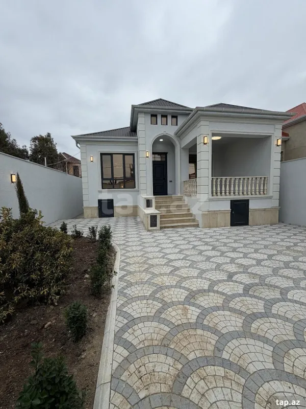 Satılır 4 otaqlı həyət evi