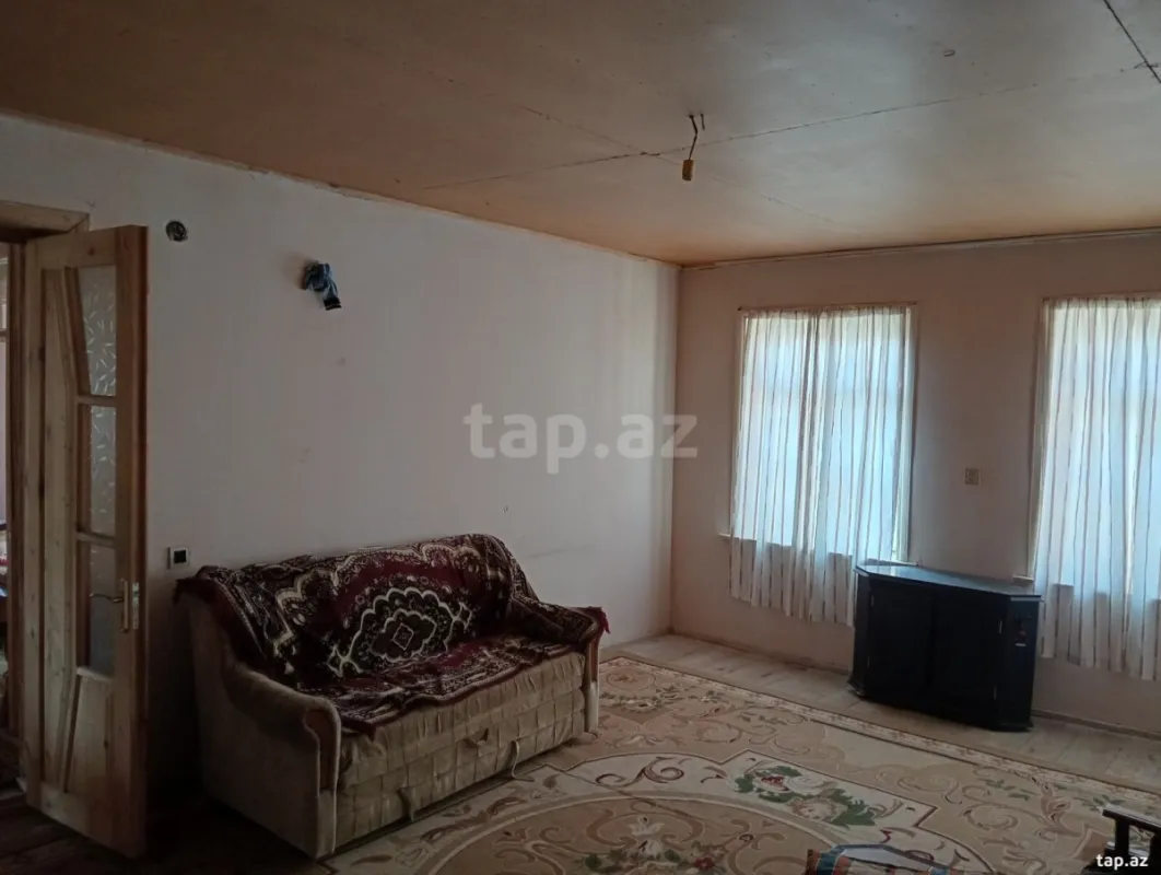 Satılır 3 otaqlı həyət evi