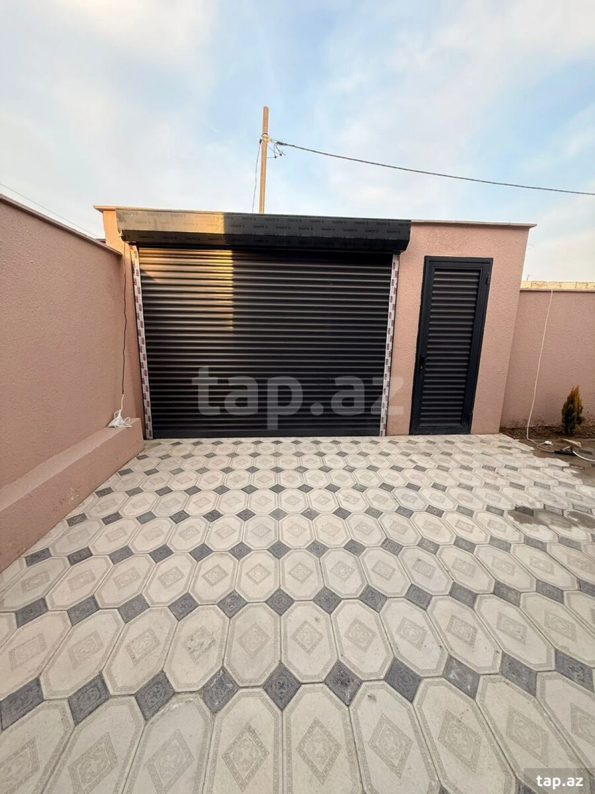 Satılır 3 otaqlı həyət evi