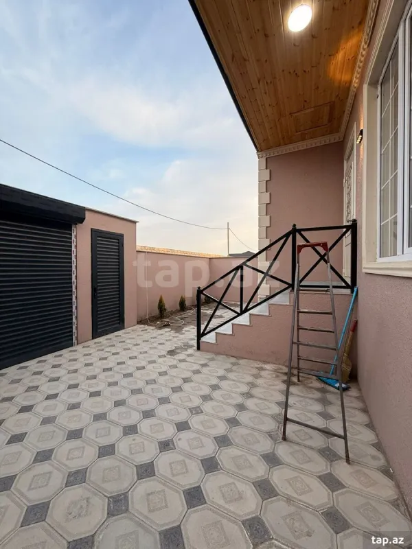 Satılır 3 otaqlı həyət evi