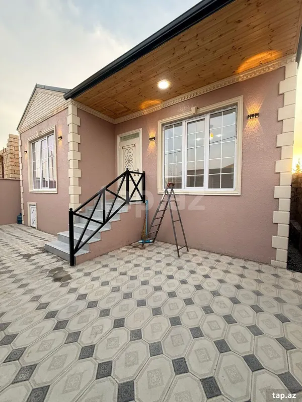 Satılır 3 otaqlı həyət evi