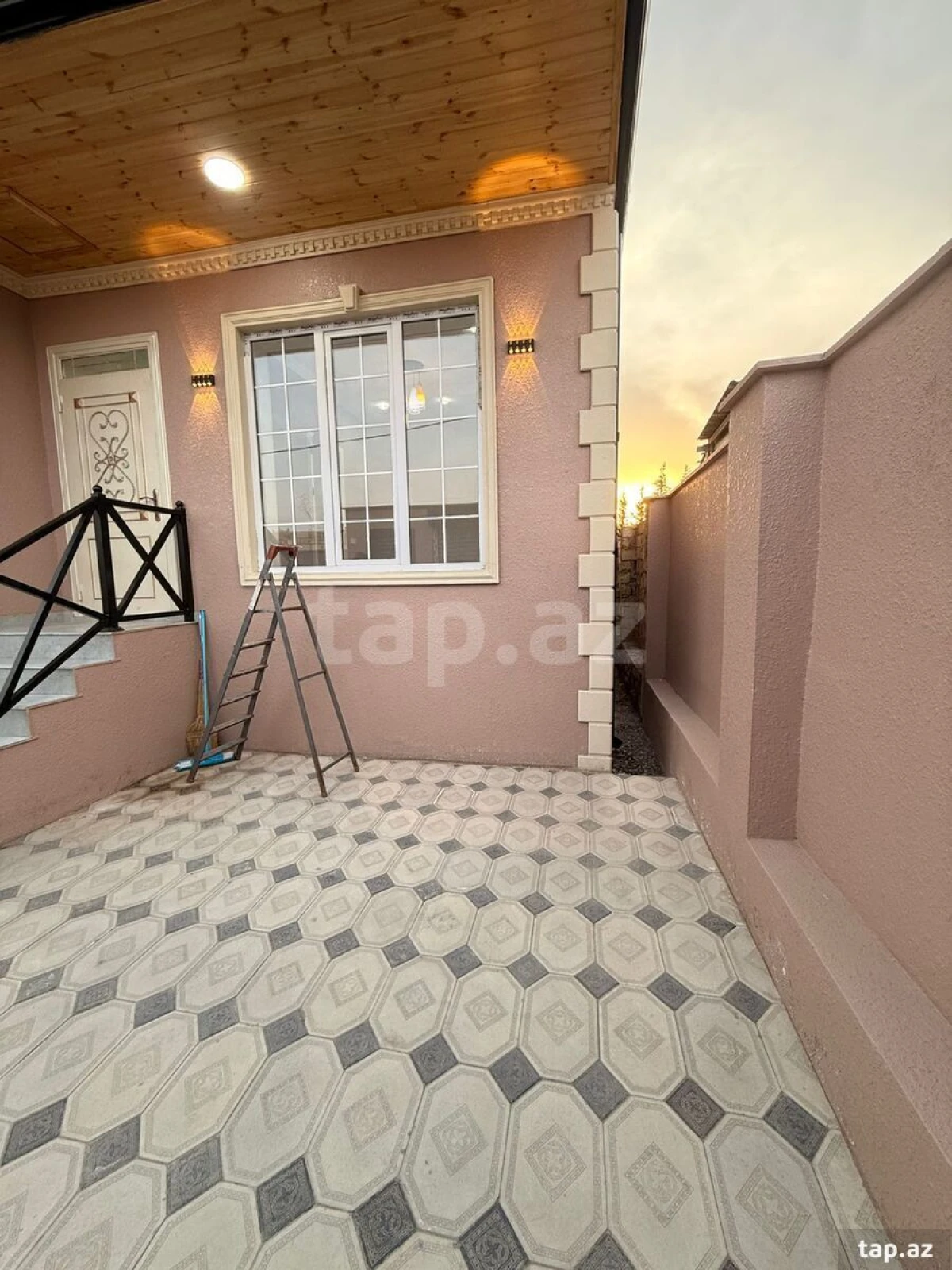 Satılır 3 otaqlı həyət evi