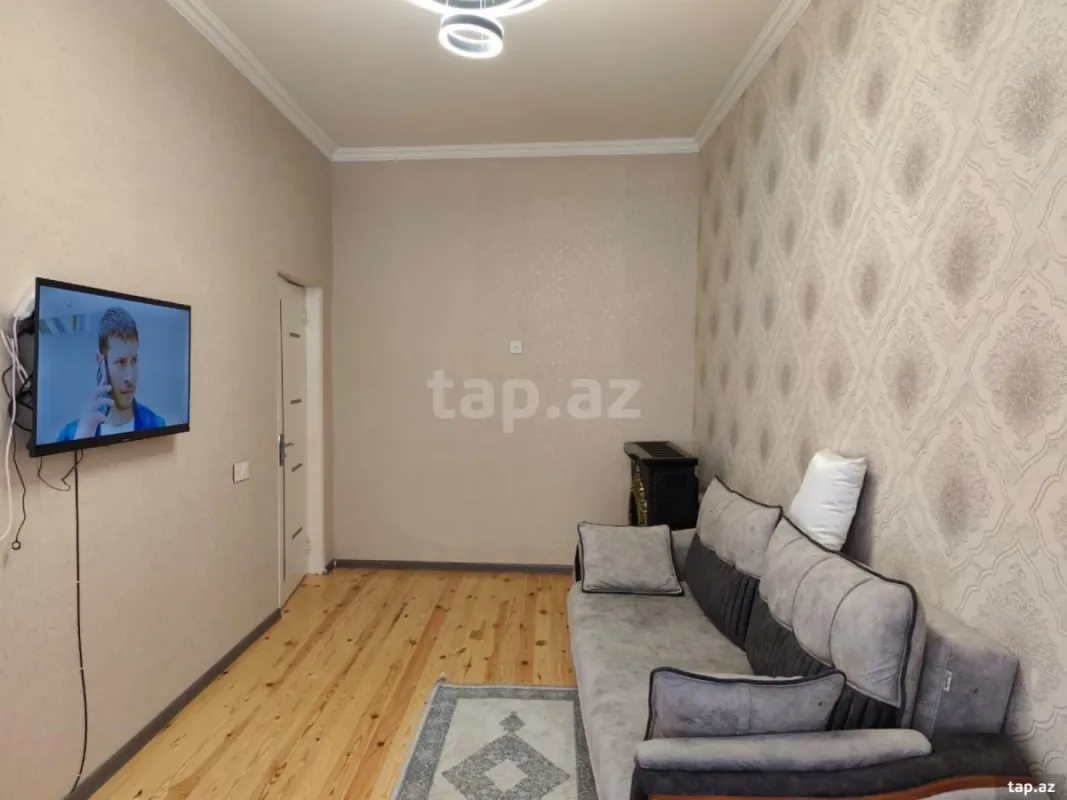 Satılır 2 otaqlı həyət evi