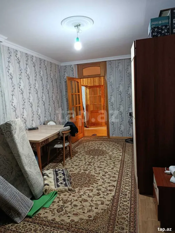 Satılır 1 otaqlı mənzil 60 m²