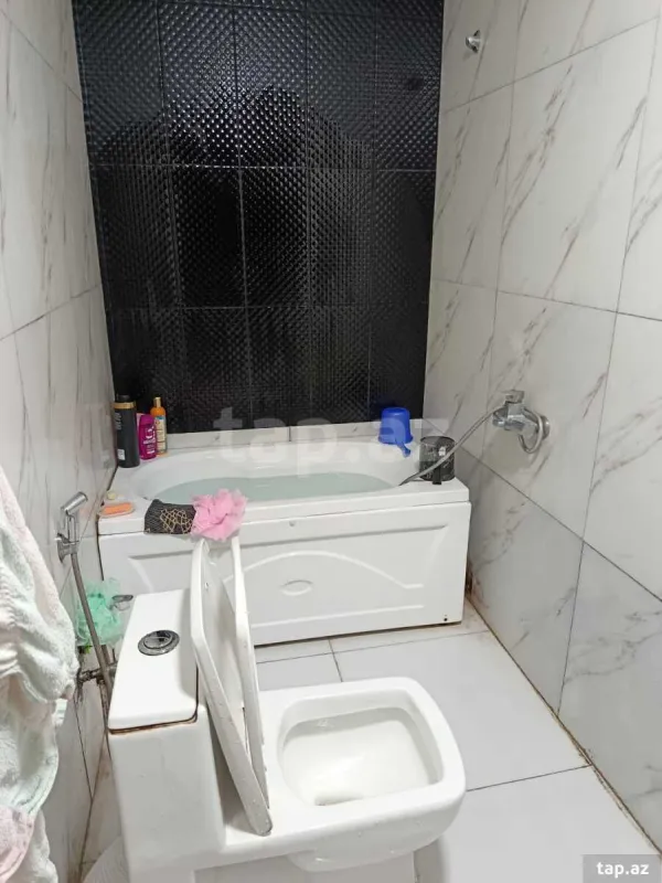 Satılır 1 otaqlı mənzil 60 m²