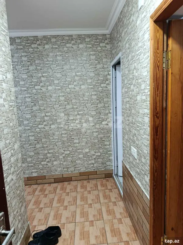 Satılır 1 otaqlı mənzil 60 m²