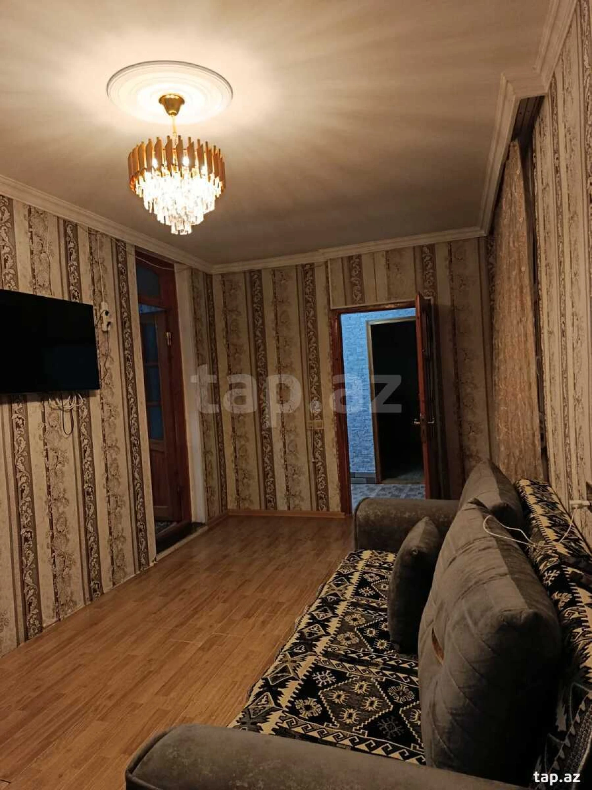 Satılır 1 otaqlı mənzil 60 m²