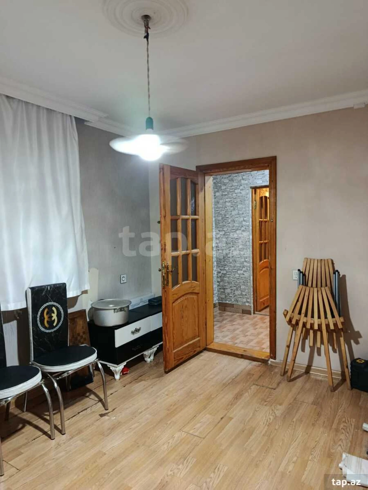 Satılır 1 otaqlı mənzil 60 m²