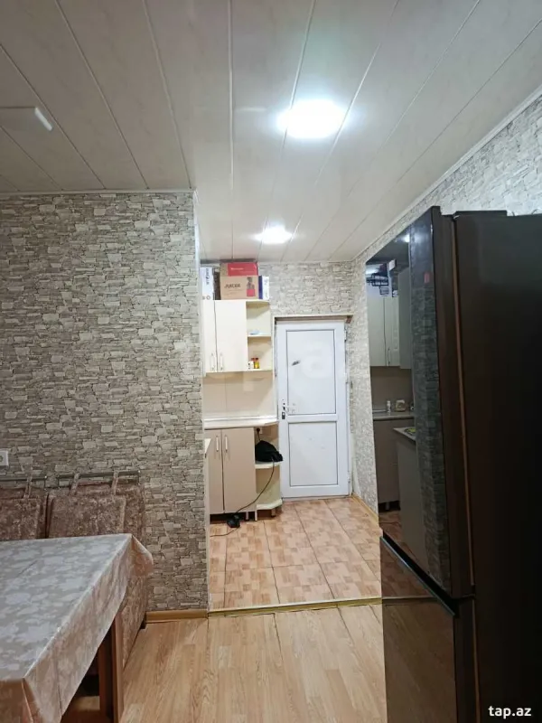 Satılır 1 otaqlı mənzil 60 m²