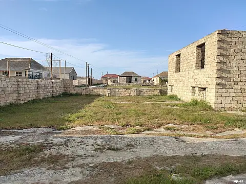 Satılır 3 otaqlı həyət evi