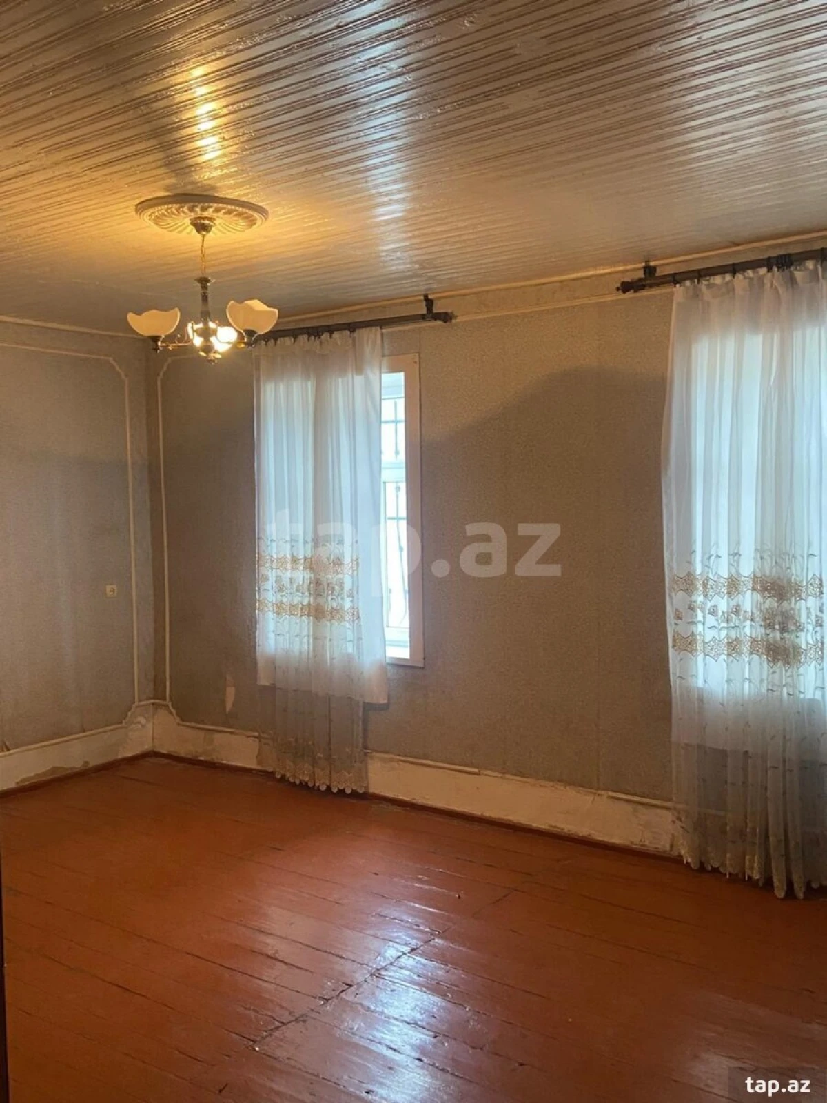 Satılır 4 otaqlı həyət evi 120 m²