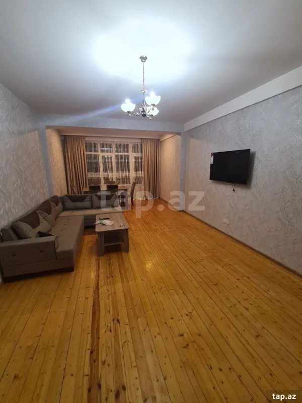 Kirayə verilir 2 otaqlı yeni tikili 90 m²