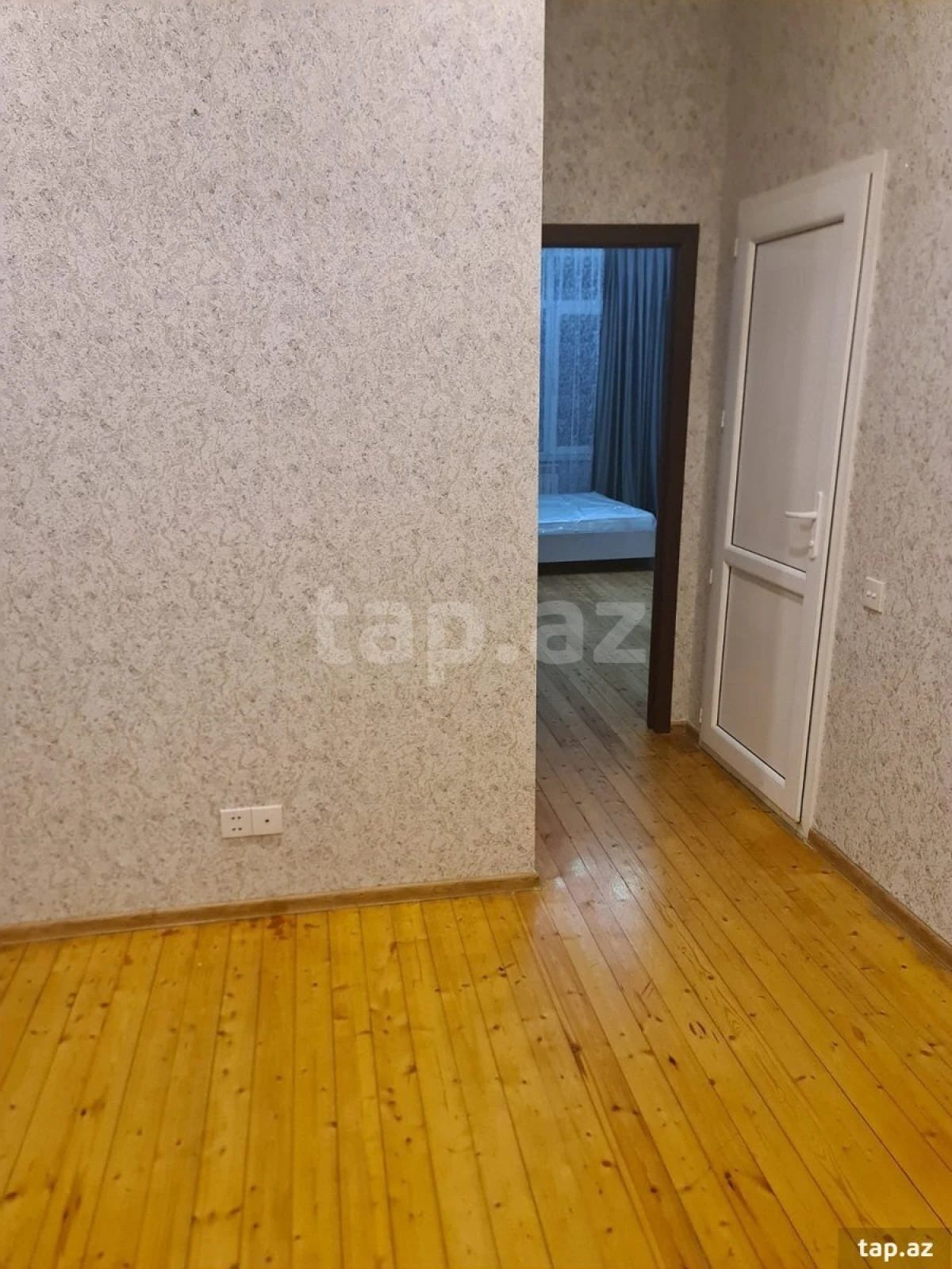 Kirayə verilir 2 otaqlı yeni tikili 90 m²