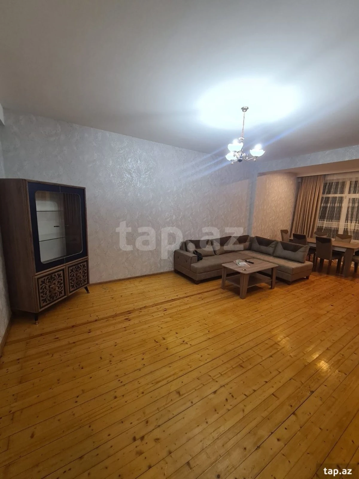 Kirayə verilir 2 otaqlı yeni tikili 90 m²