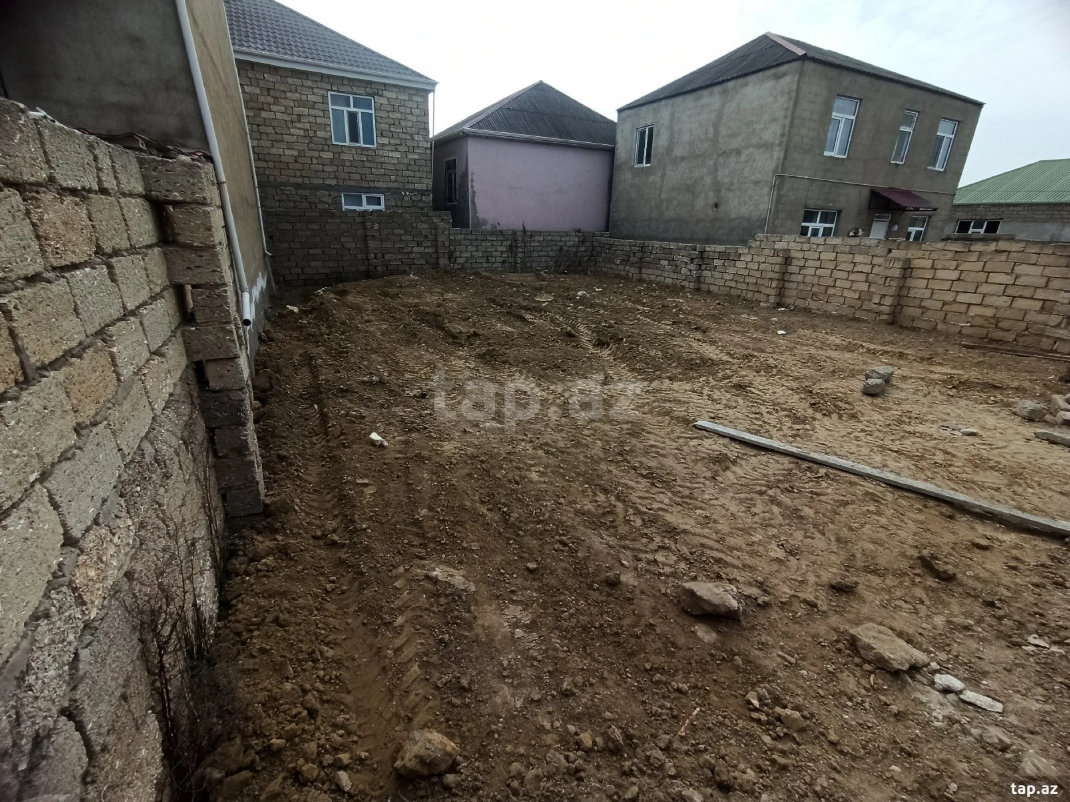 Satılır torpaq sahəsi