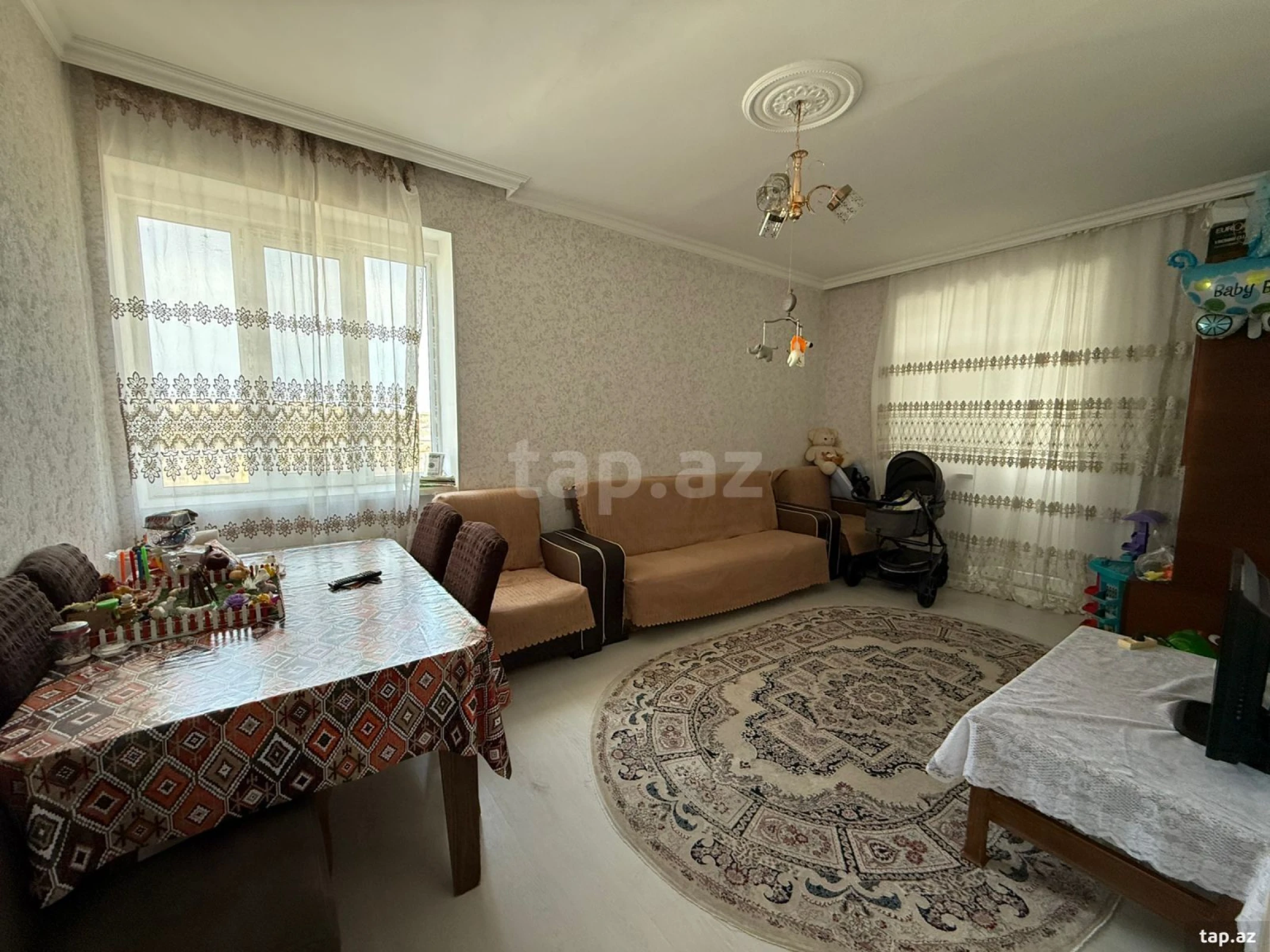 Satılır 2 otaqlı mənzil 57 m²