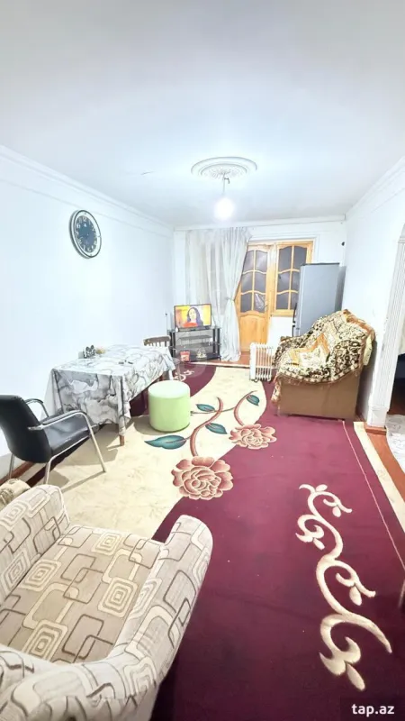 Satılır 2 otaqlı mənzil 49 m²