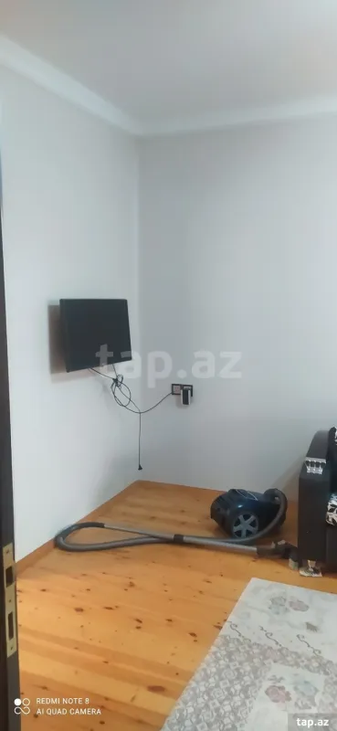 Satılır 5 otaqlı həyət evi