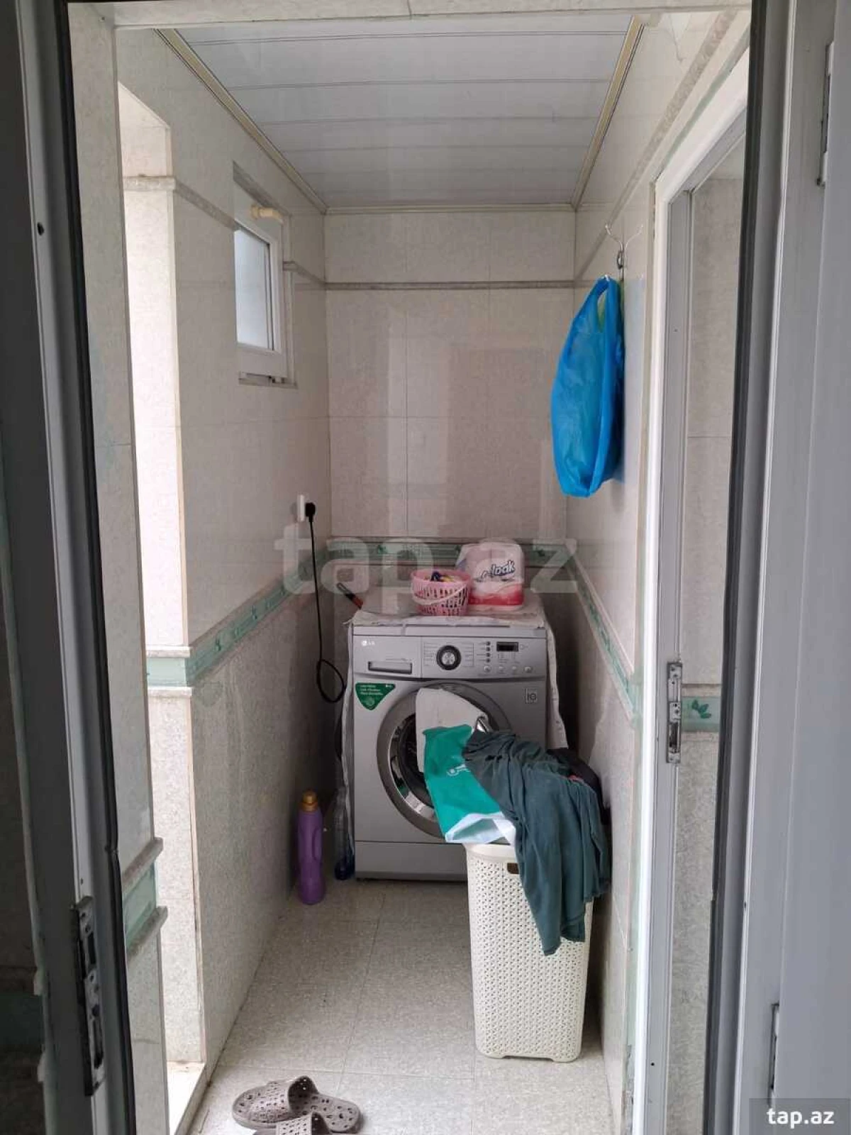 Satılır 5 otaqlı həyət evi