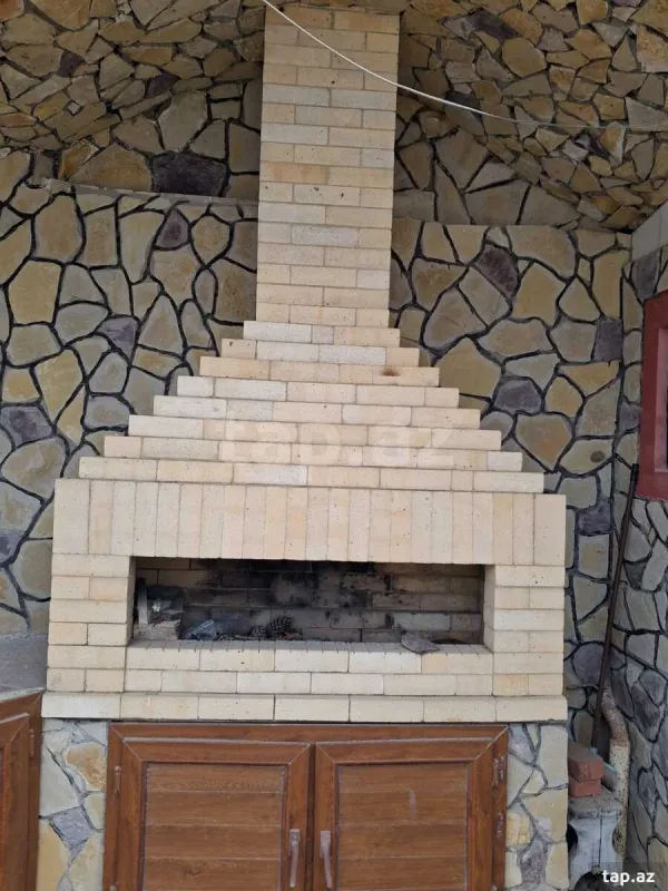 Satılır 5 otaqlı həyət evi