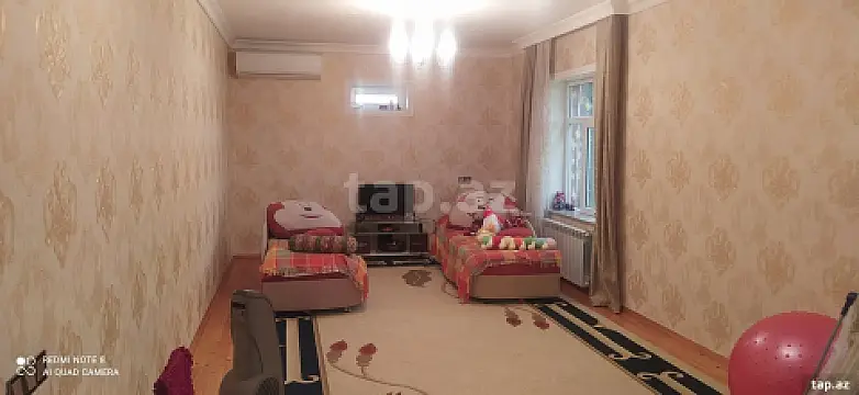 Satılır 5 otaqlı həyət evi