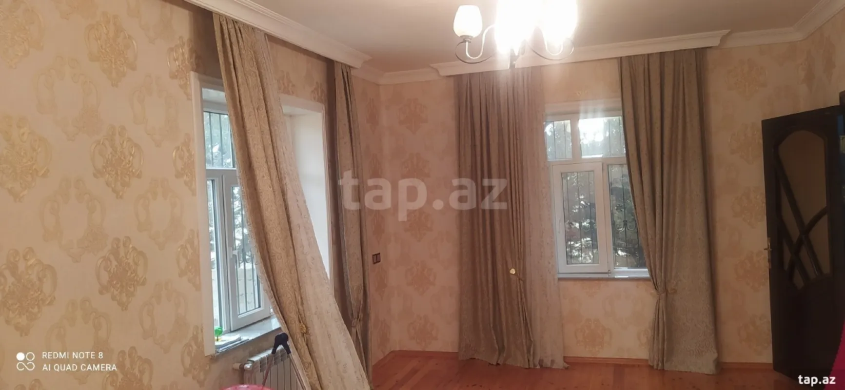 Satılır 5 otaqlı həyət evi