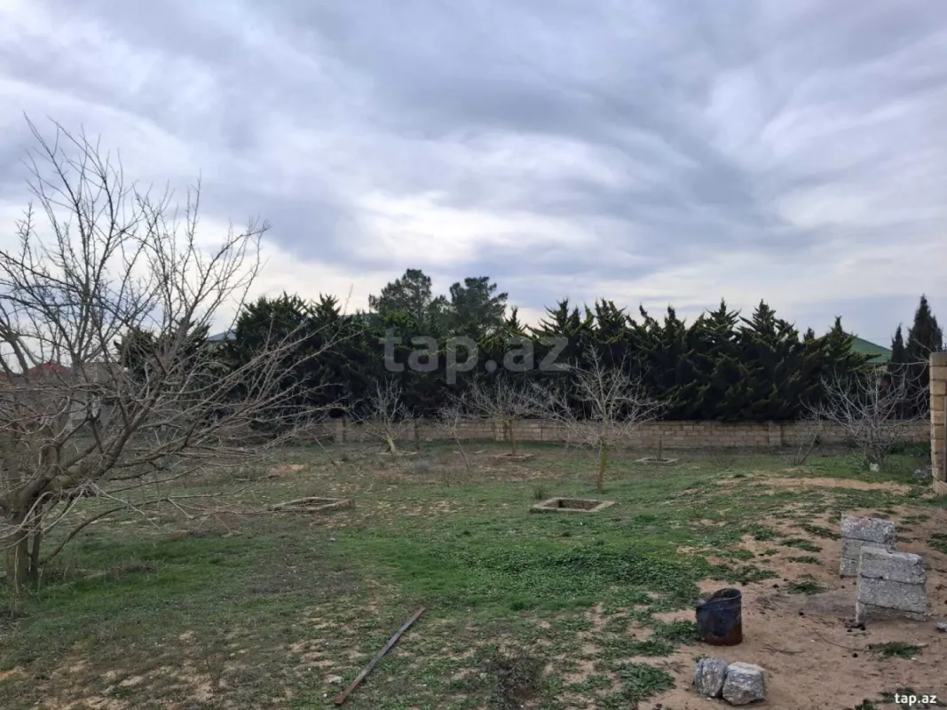 Satılır 5 otaqlı həyət evi