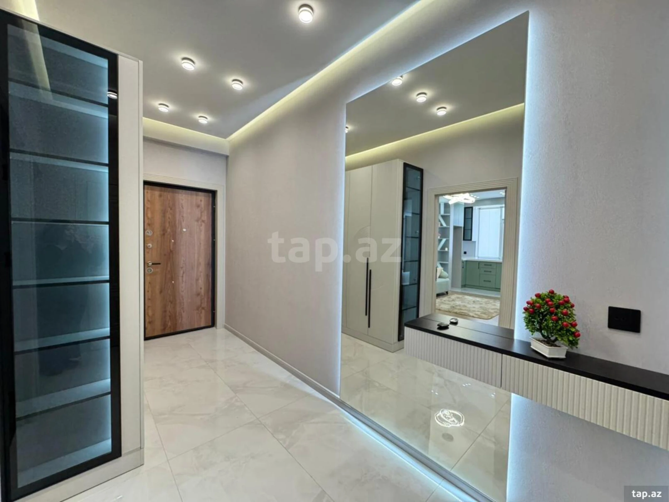 Satılır 2 otaqlı yeni tikili 55 m²