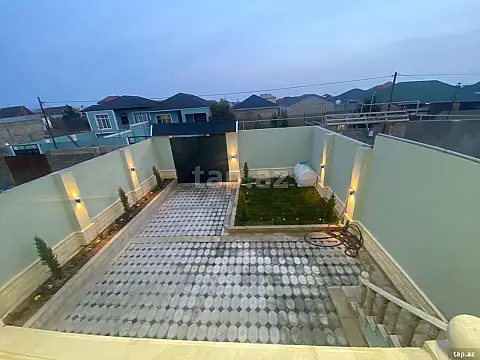 Satılır 4 otaqlı həyət evi