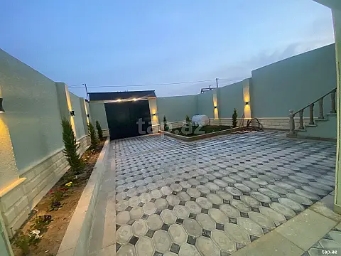 Satılır 4 otaqlı həyət evi