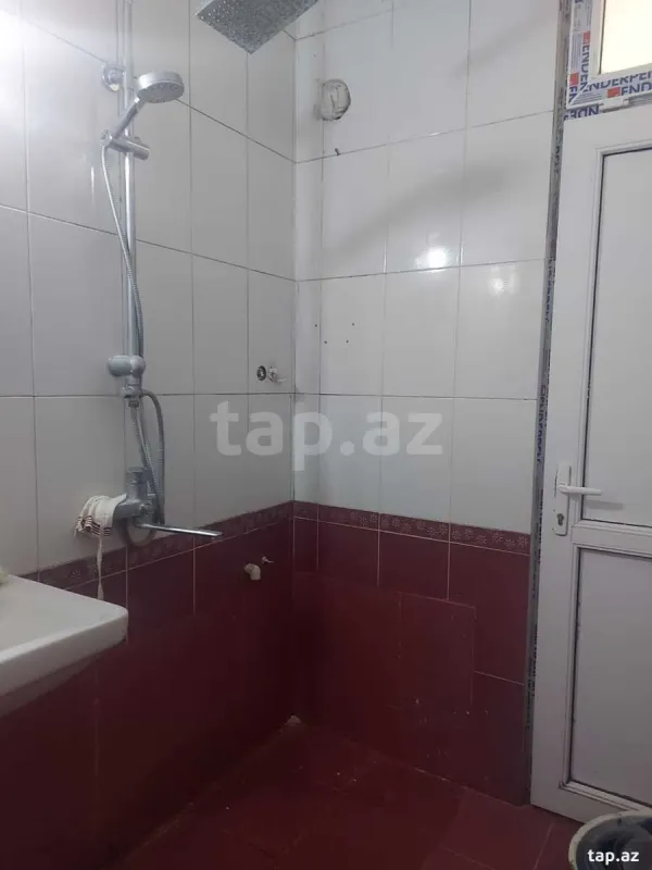 Kirayə verilir 3 otaqlı mənzil 70 m²