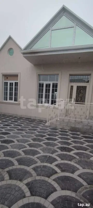 Satılır 3 otaqlı həyət evi