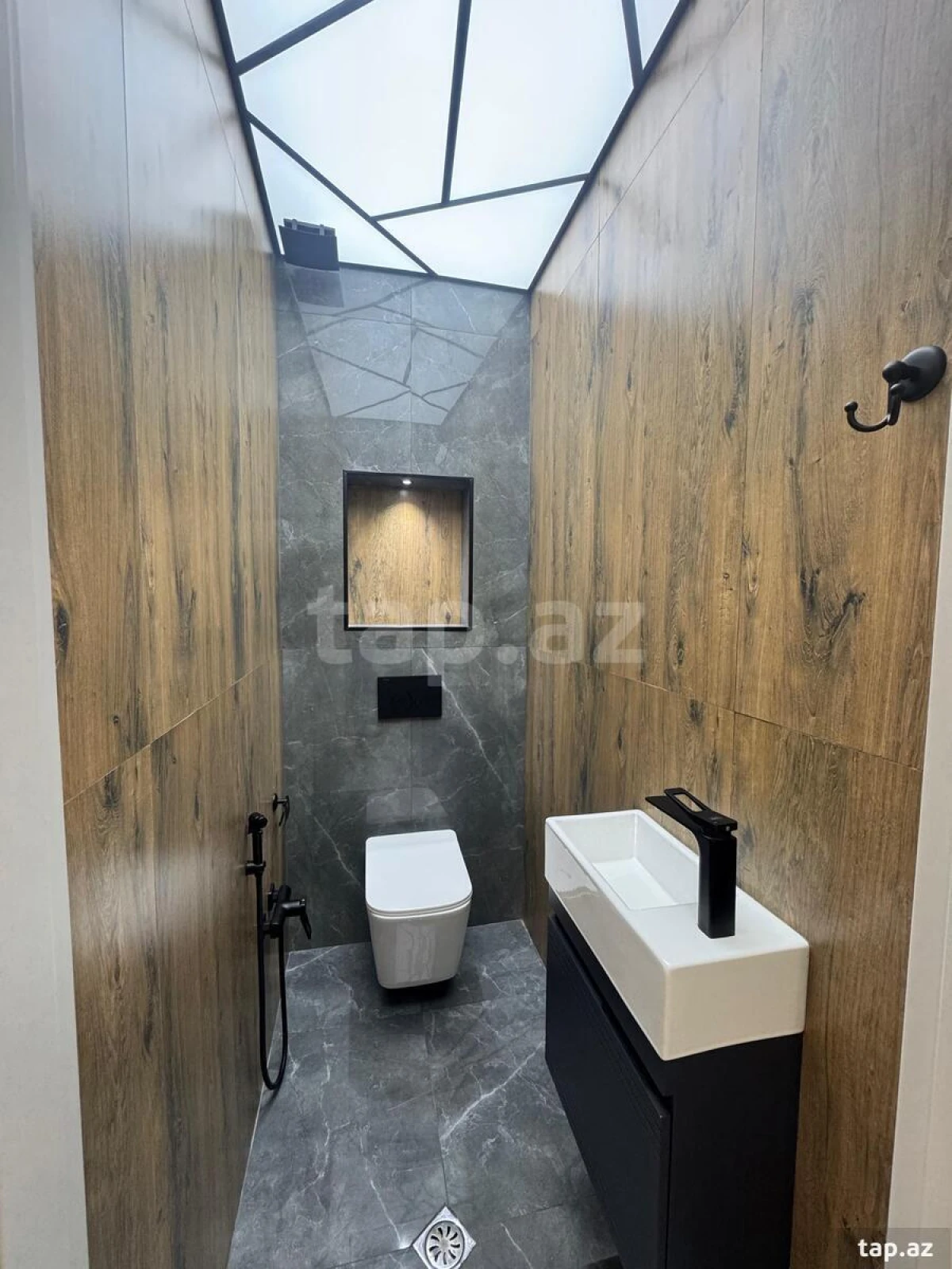 Satılır 3 otaqlı yeni tikili 88 m²