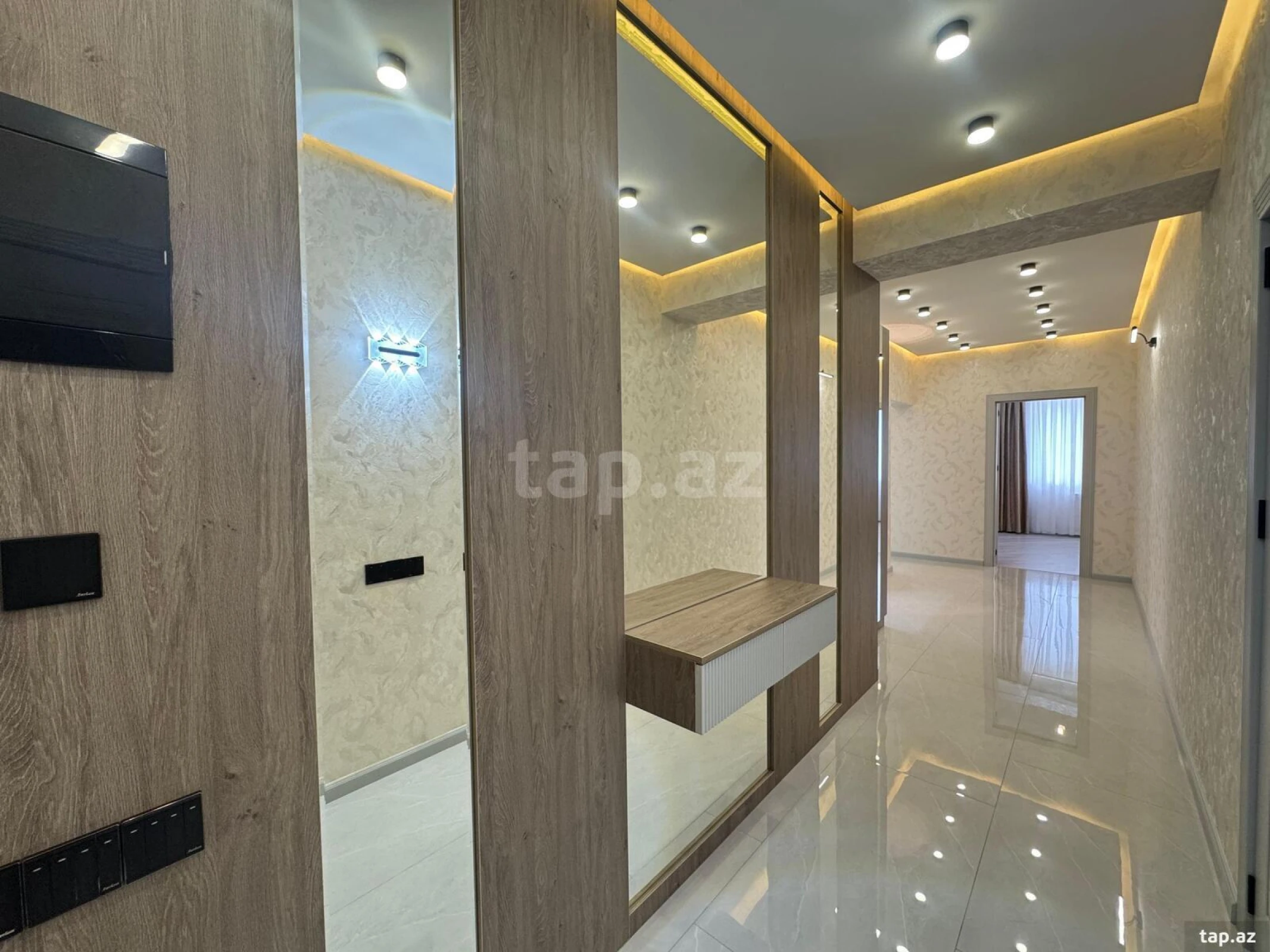 Satılır 3 otaqlı yeni tikili 88 m²