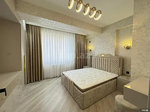 Satılır 3 otaqlı yeni tikili 88 m²