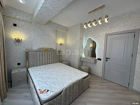 Satılır 3 otaqlı yeni tikili 88 m²