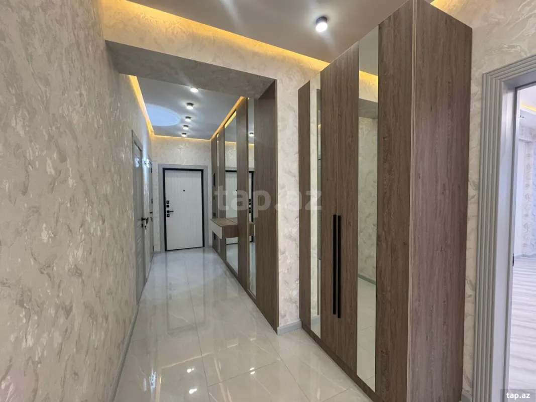 Satılır 3 otaqlı yeni tikili 88 m²