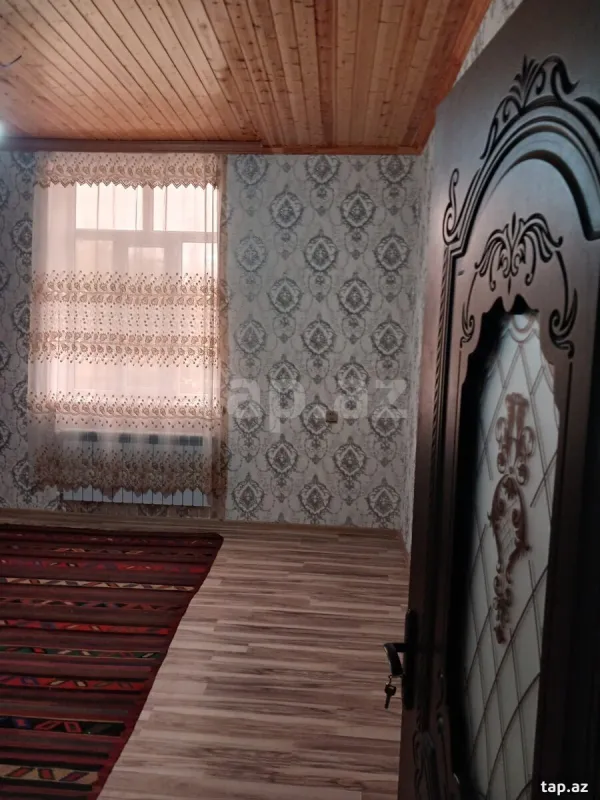Kirayə verilir 3 otaqlı həyət evi