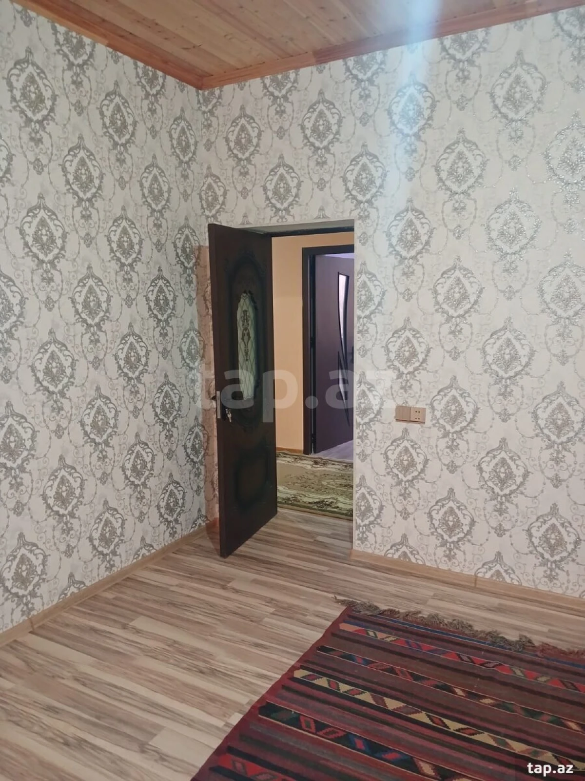 Kirayə verilir 3 otaqlı həyət evi