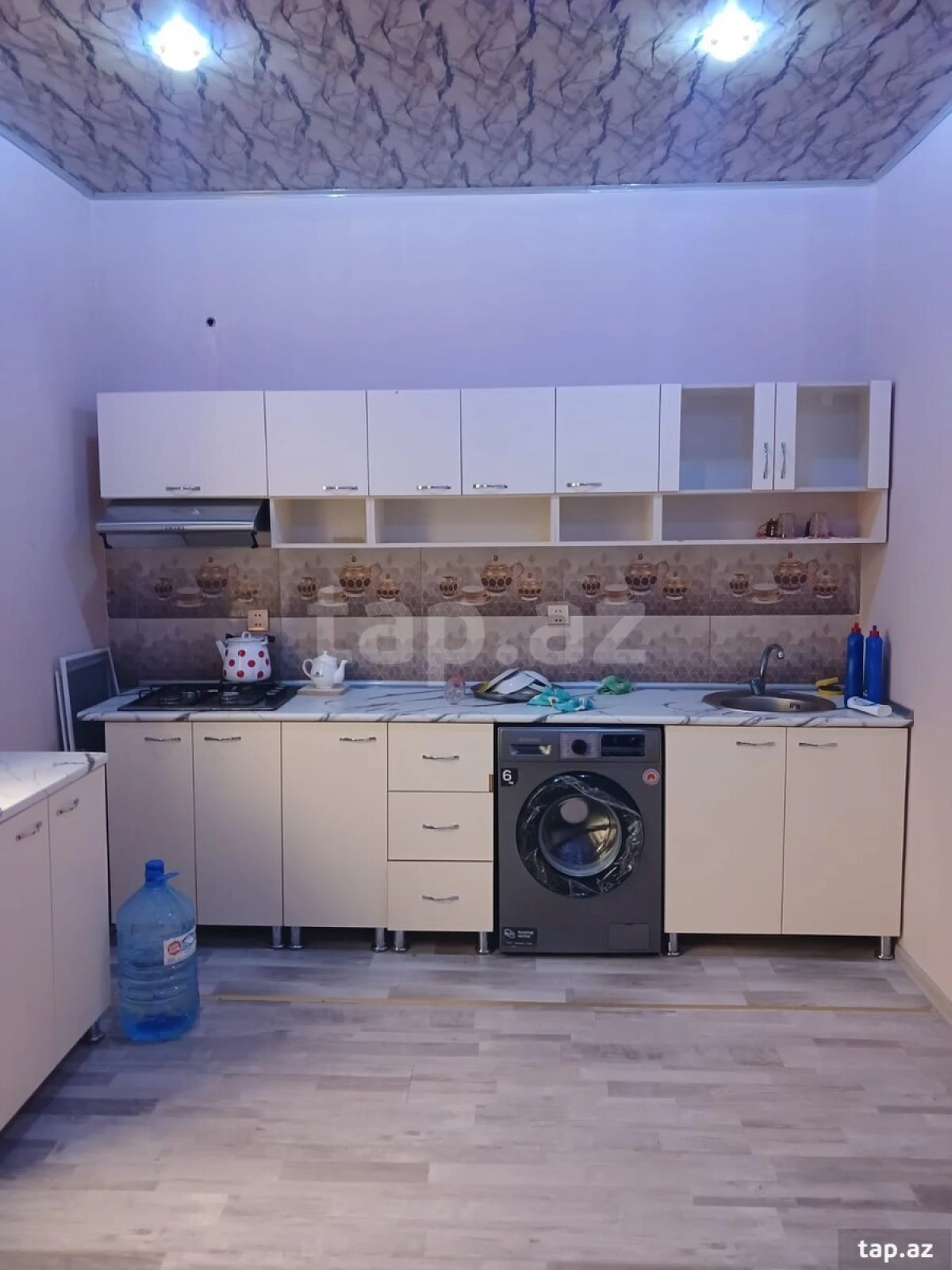 Kirayə verilir 3 otaqlı həyət evi