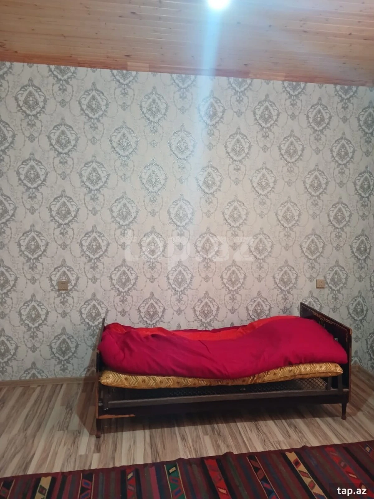 Kirayə verilir 3 otaqlı həyət evi