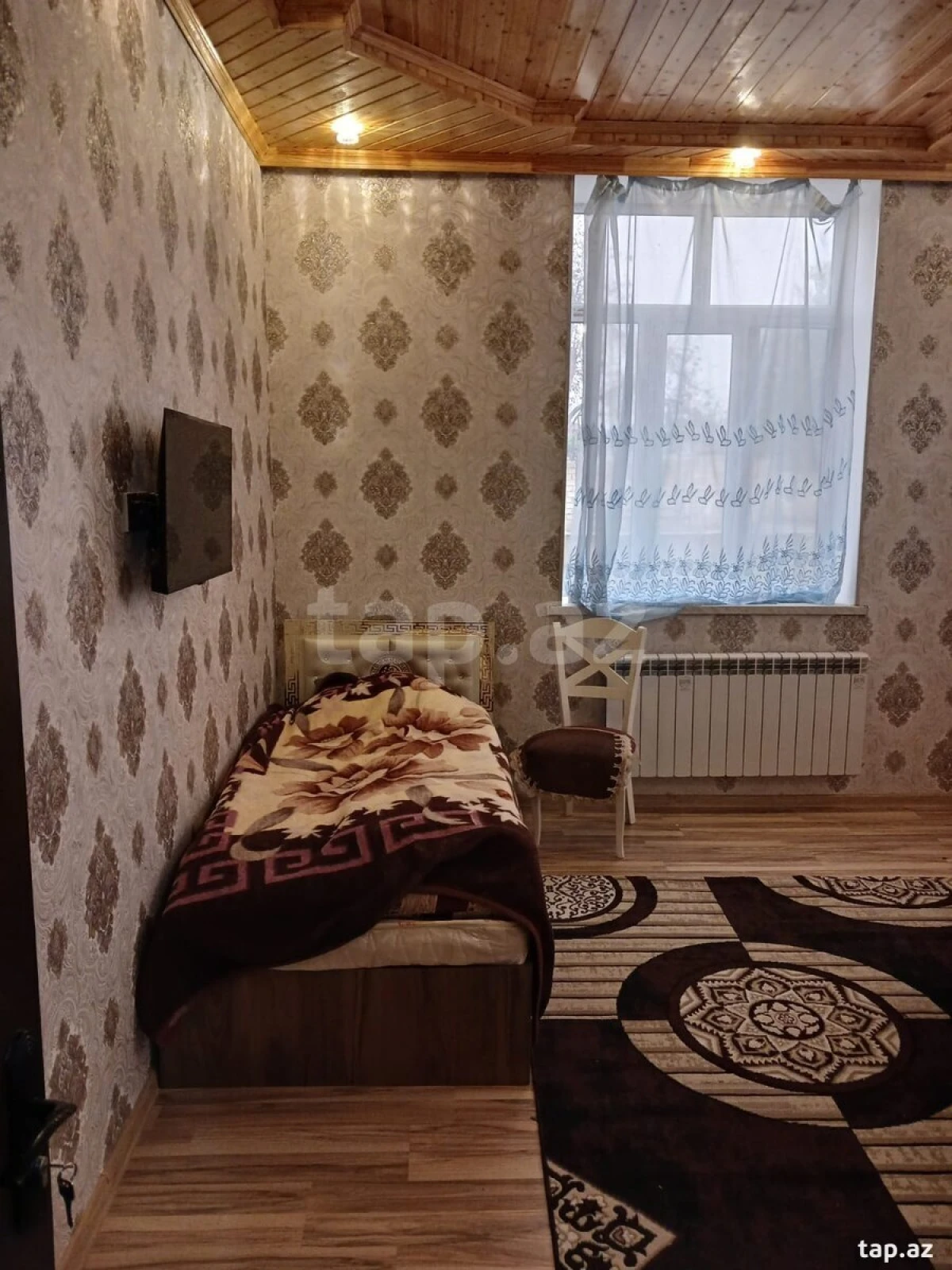 Kirayə verilir 3 otaqlı həyət evi